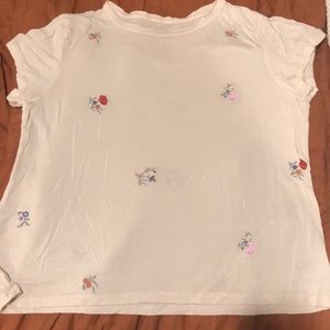 American Eagle loose tee with embroidered flowers